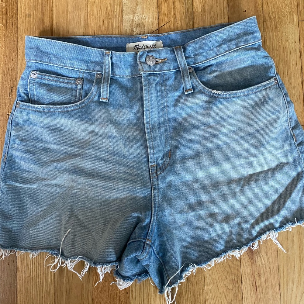 Madewell “The Perfect Jean Short” - high waisted